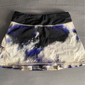Lululemon pace setter skirt